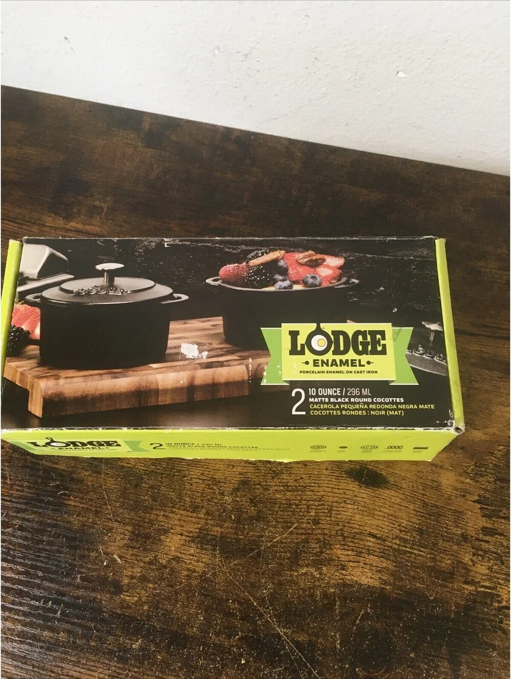 Lodge Porcelain Enamel Cast Iron 10 oz Cocottes 2X Black Dessert Pots W/Lids NEW
